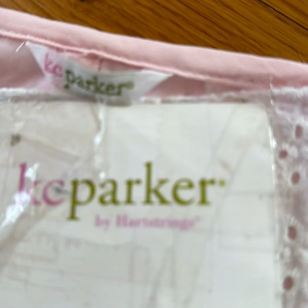 KC Parker girls capris 7 white / pink eyelet Hartstrings boutique Kids pants NEW